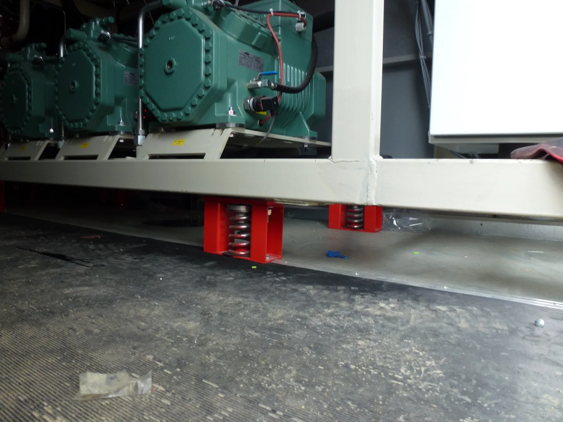 HVAC equipment spring isolators